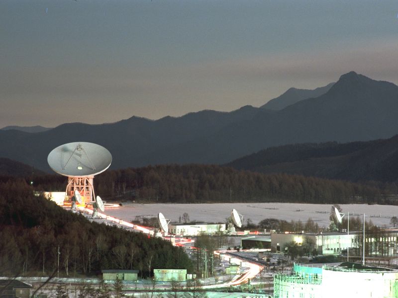 Un'immagine del Nobeyama Radio Observatory in Giappone
